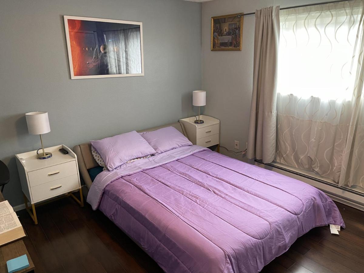 Shared Space With Private Room In Beautiful Lakefront Apartment Federal Way Exterior photo